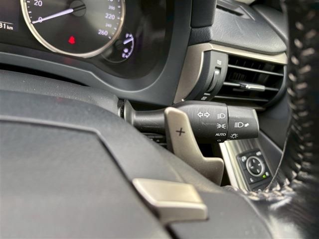 TOYOTA LEXUS IS300h 2016