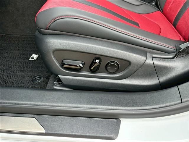 TOYOTA LEXUS ES300h 2023