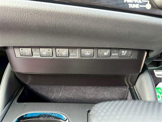 TOYOTA LEXUS ES300h 2023