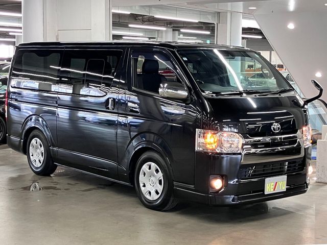 TOYOTA HIACE van 2WD 2020