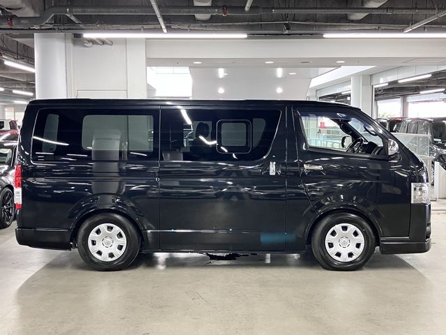 TOYOTA HIACE van 2WD 2020