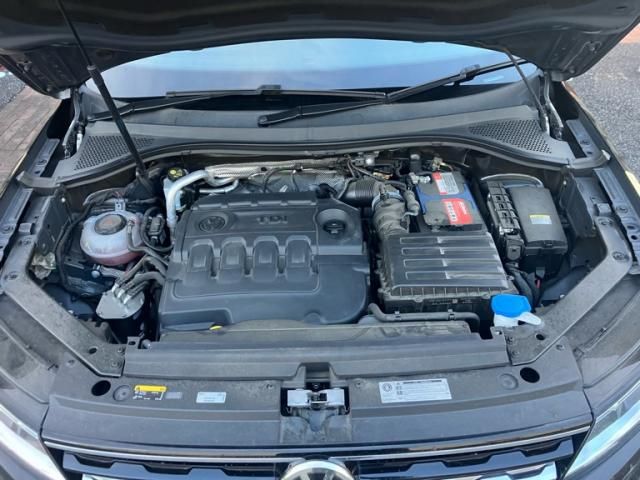 VOLKSWAGEN VOLKSWAGEN TIGUAN 2019