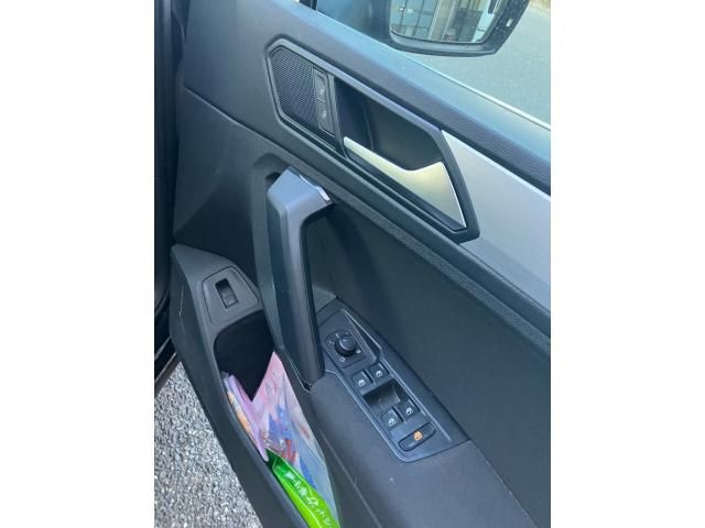 VOLKSWAGEN VOLKSWAGEN TIGUAN 2019