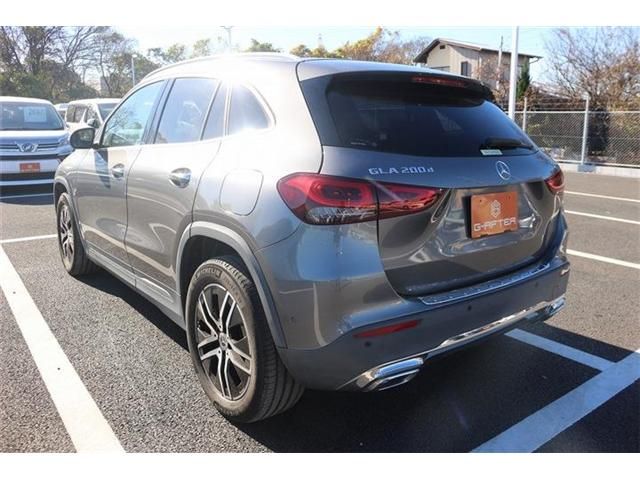 MERCEDES BENZ MERCEDES BENZ GLA class 2020