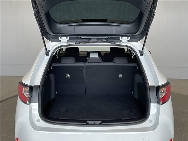 TOYOTA COROLLA TOURING HYBRID 2022