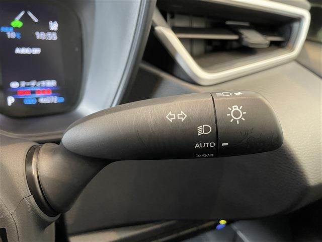 TOYOTA COROLLA TOURING HYBRID 2022