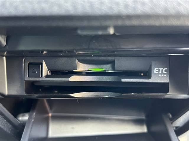 TOYOTA CAMRY HYBRID 2017