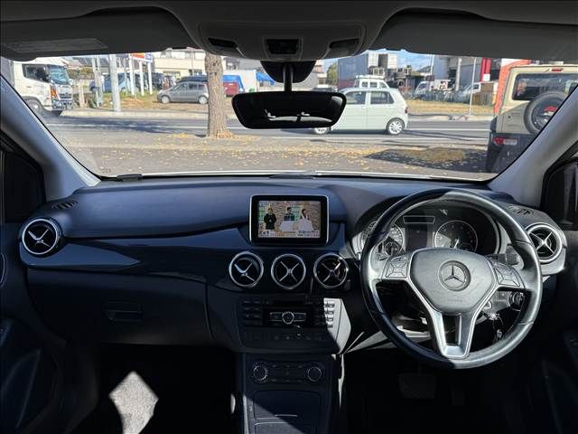 MERCEDES BENZ MERCEDES BENZ B class 2012