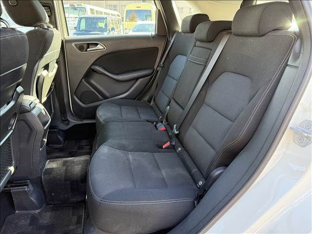 MERCEDES BENZ MERCEDES BENZ B class 2012