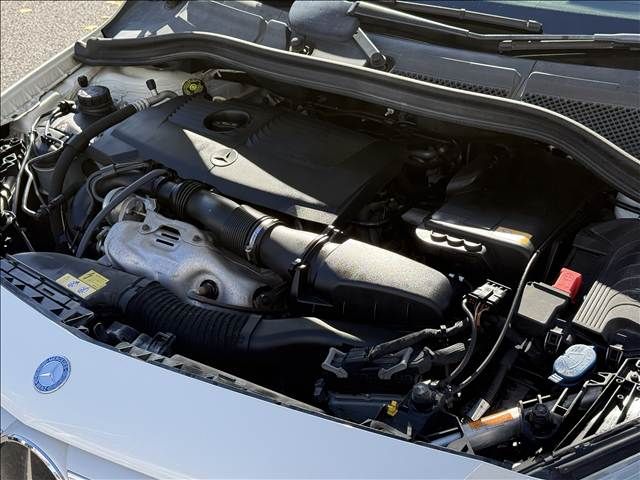 MERCEDES BENZ MERCEDES BENZ B class 2012