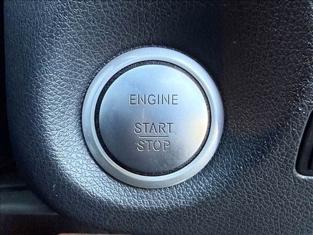 MERCEDES BENZ MERCEDES BENZ GLA class 2019