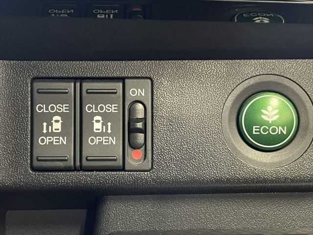 HONDA STEPWAGON SPADA HYBRID 2017