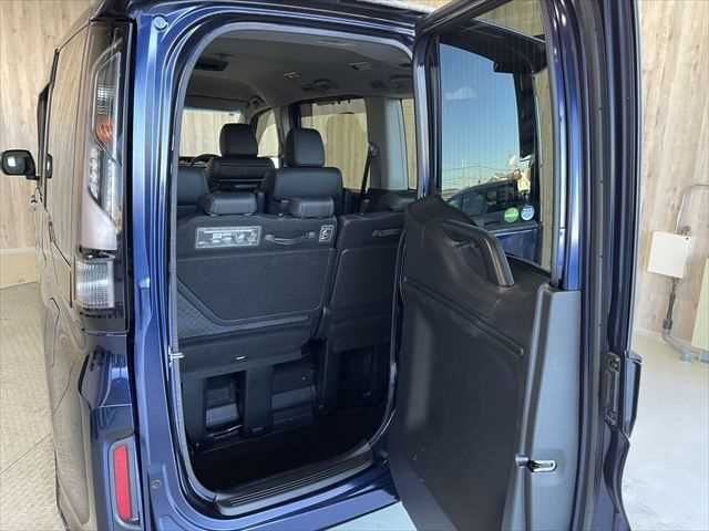 HONDA STEPWAGON SPADA HYBRID 2017