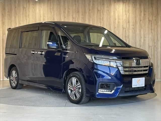 HONDA STEPWAGON SPADA HYBRID 2017
