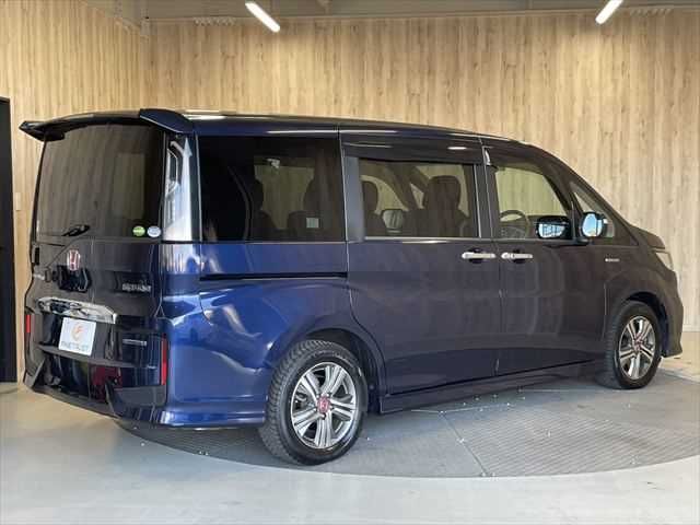 HONDA STEPWAGON SPADA HYBRID 2017