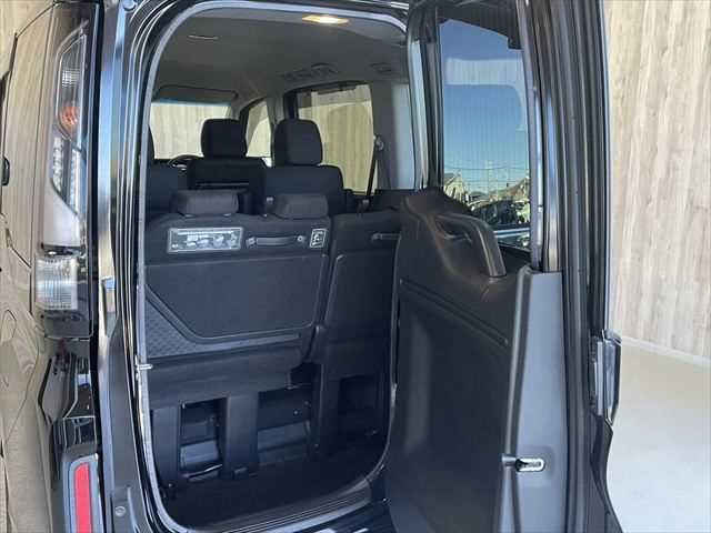 HONDA STEPWAGON SPADA HYBRID 2017