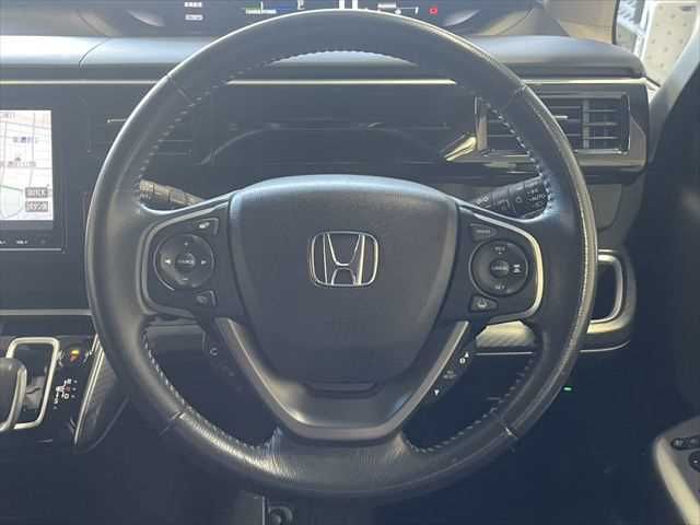HONDA STEPWAGON SPADA HYBRID 2017