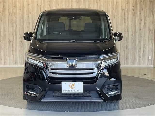 HONDA STEPWAGON SPADA HYBRID 2017