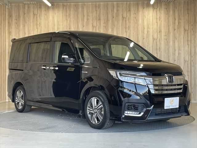 HONDA STEPWAGON SPADA HYBRID 2017