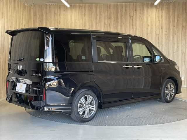 HONDA STEPWAGON SPADA HYBRID 2017