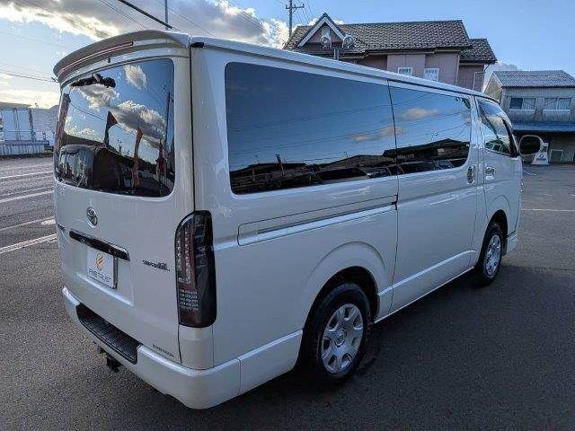 TOYOTA HIACE van 4WD 2016