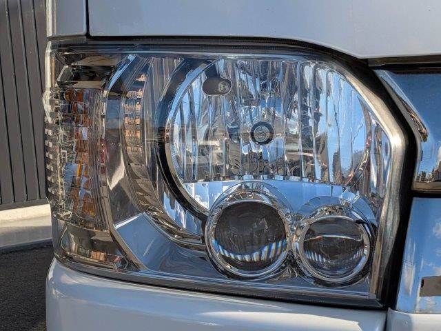 TOYOTA HIACE van 4WD 2016