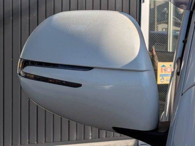 TOYOTA HIACE van 4WD 2016