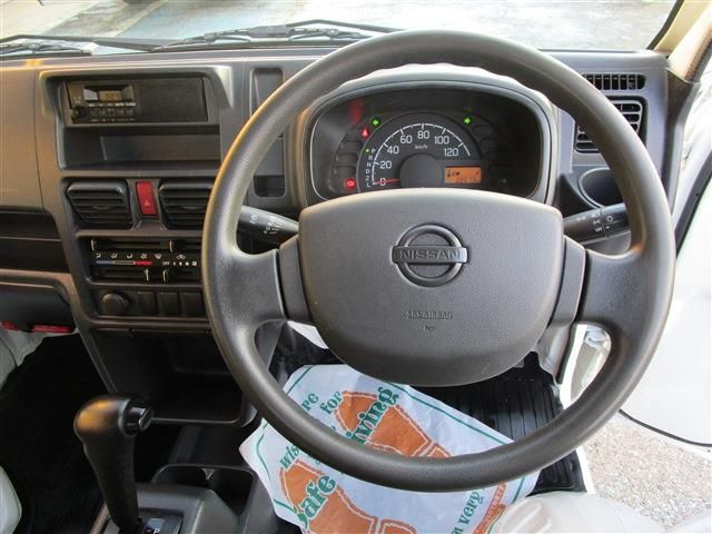 NISSAN NT100 CLIPPER 2019