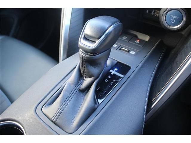 TOYOTA HARRIER HYBRID 2020