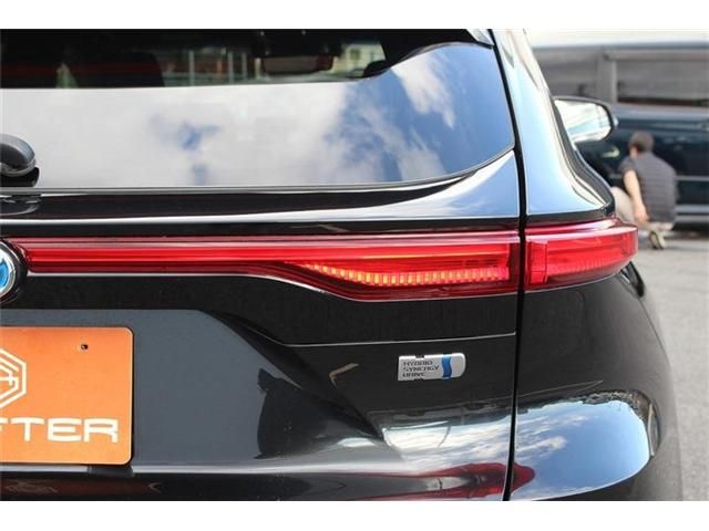 TOYOTA HARRIER HYBRID 2021