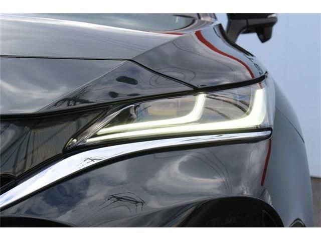 TOYOTA HARRIER HYBRID 2021