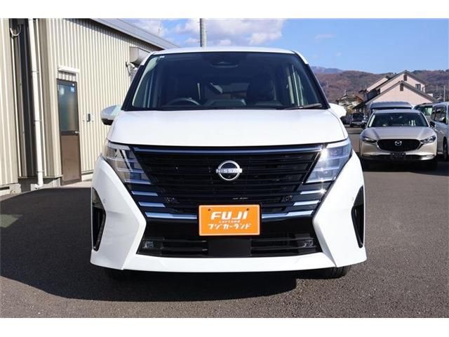 NISSAN SERENA  WG 4WD 2023