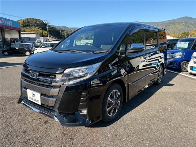TOYOTA NOAH 2021