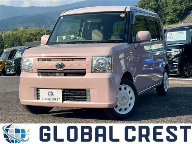 TOYOTA PIXIS SPACE 2016