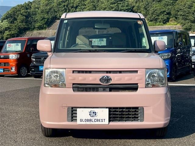 TOYOTA PIXIS SPACE 2016