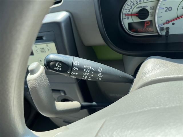 TOYOTA PIXIS SPACE 2016