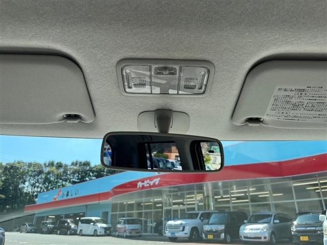 TOYOTA PIXIS SPACE 2016