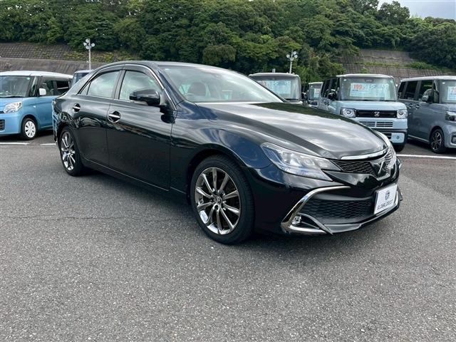 TOYOTA MARK X 2018
