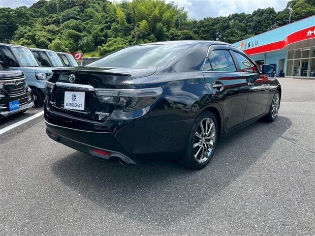 TOYOTA MARK X 2018
