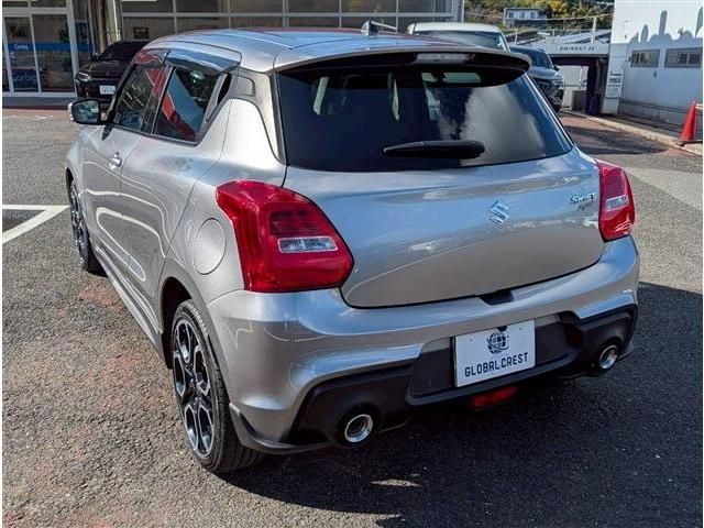SUZUKI SWIFT 2023
