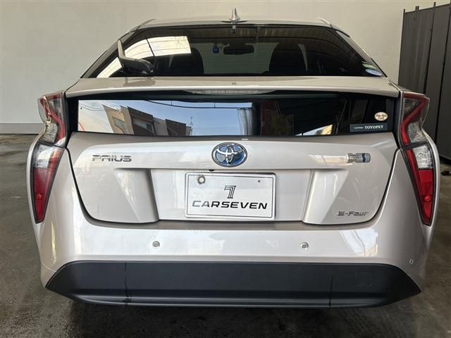 TOYOTA PRIUS 4WD 2016