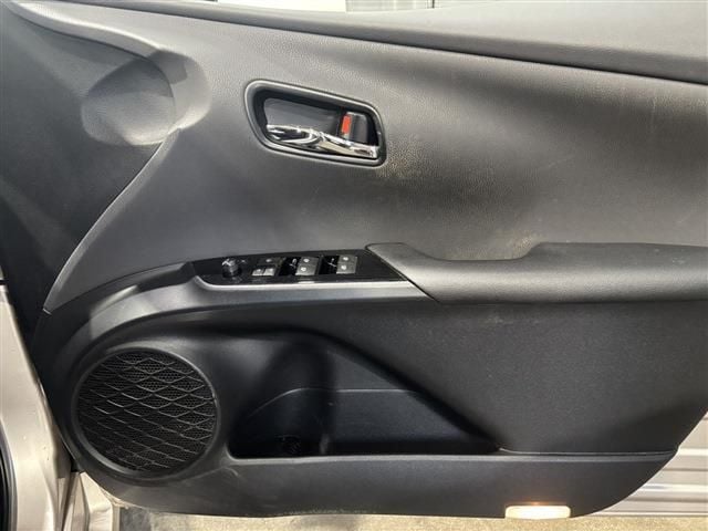 TOYOTA PRIUS 4WD 2016