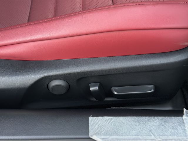 TOYOTA LEXUS RC300h 2023