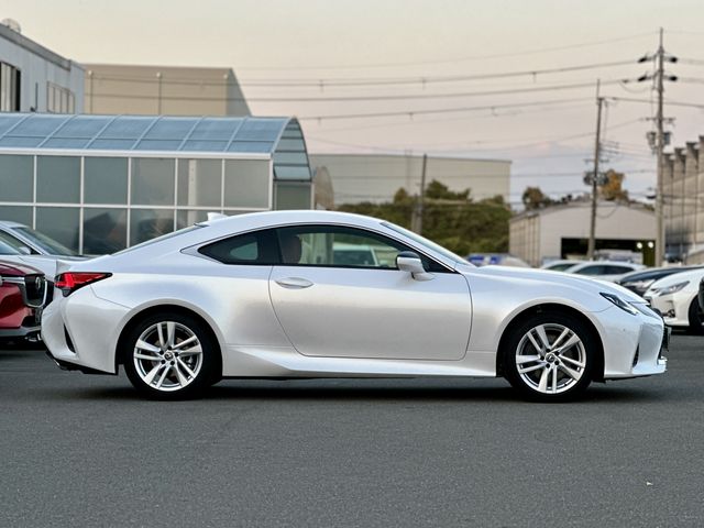 TOYOTA LEXUS RC300h 2023