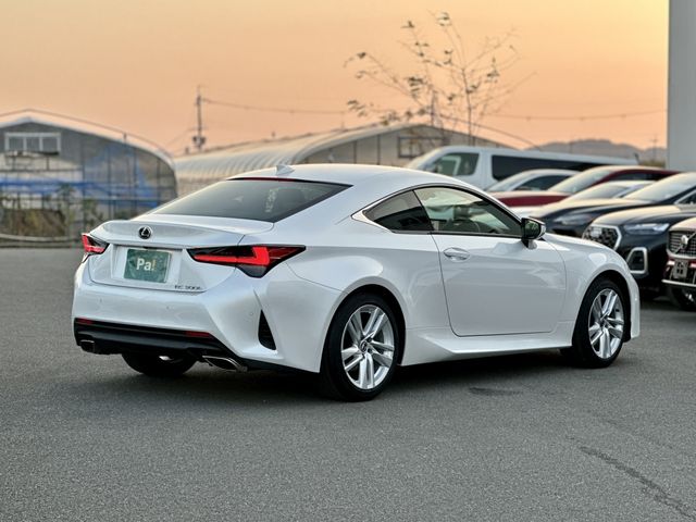 TOYOTA LEXUS RC300h 2023