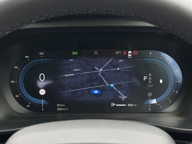 VOLVO VOLVO XC40 2025