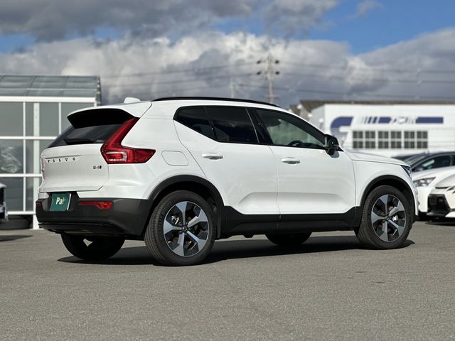 VOLVO VOLVO XC40 2025