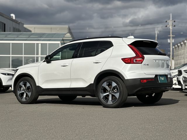 VOLVO VOLVO XC40 2025