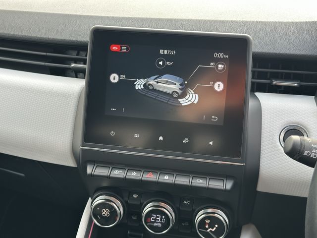 RENAULT RENAULT LUTECIA 2024