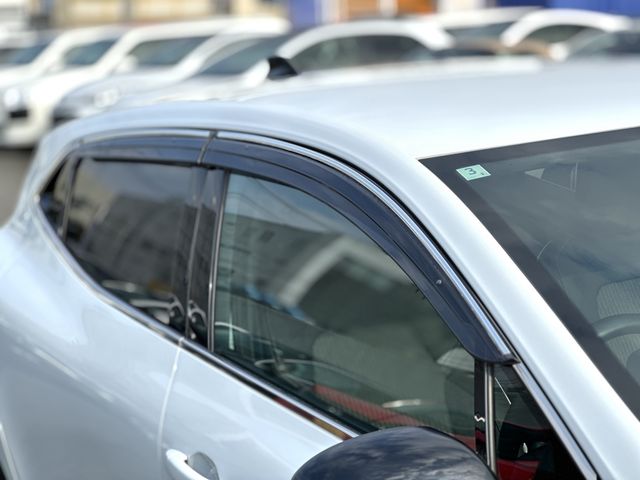 RENAULT RENAULT LUTECIA 2024